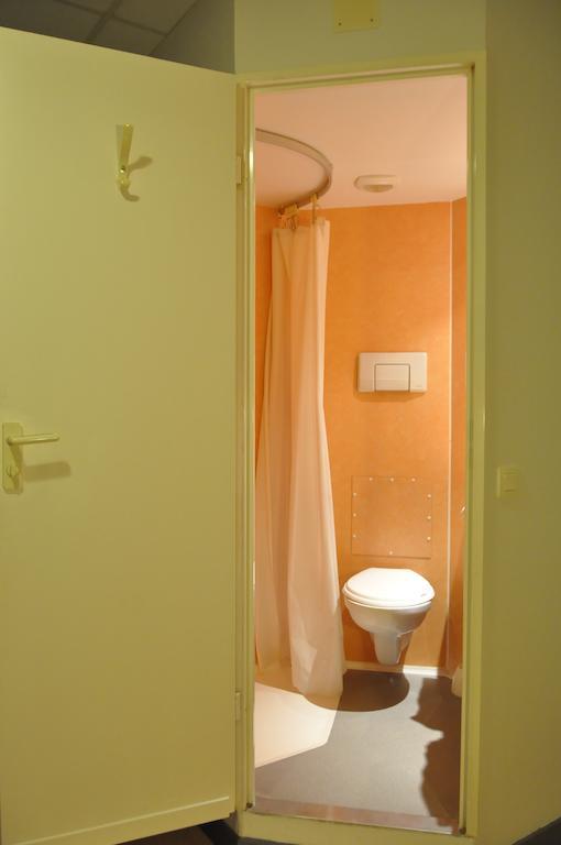 Hotel Lux Grenoble Zimmer foto